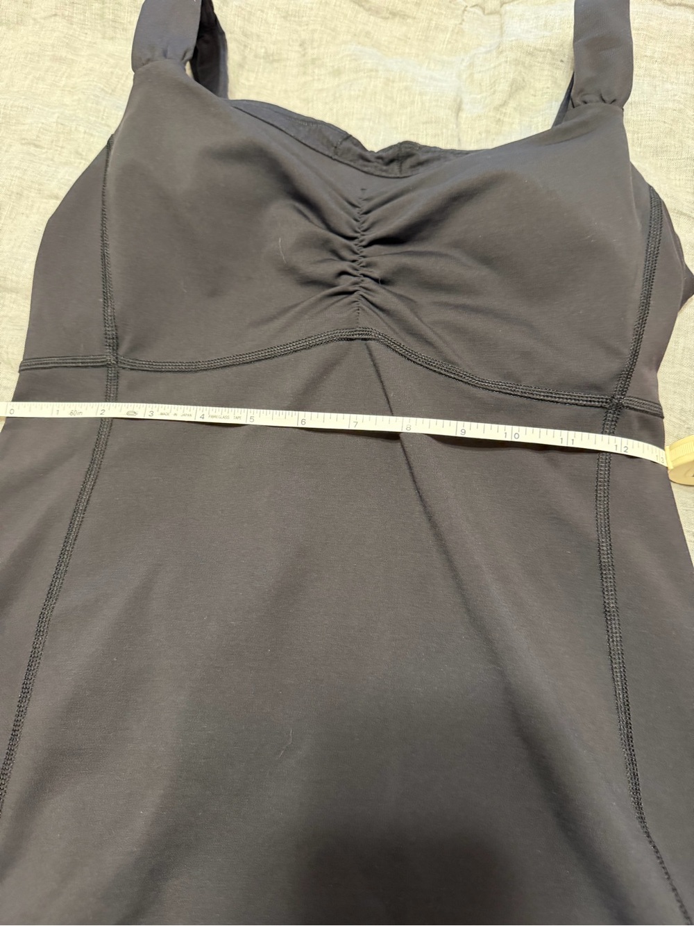 Lululemon - Picture 3 of 4